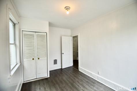 407 East Avenue Bridgeport CT 06610