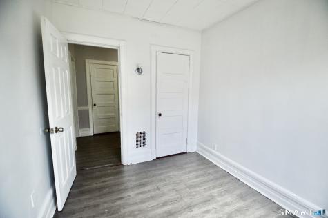 407 East Avenue Bridgeport CT 06610