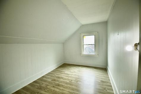 407 East Avenue Bridgeport CT 06610