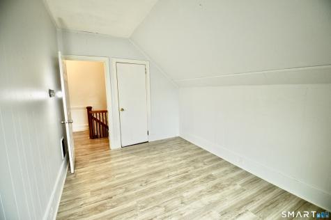 407 East Avenue Bridgeport CT 06610