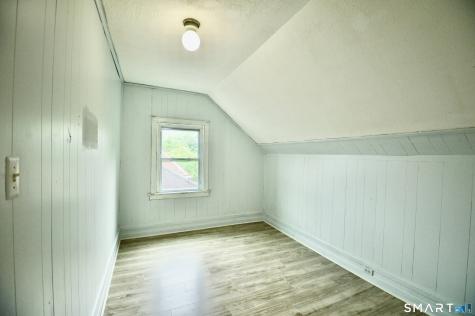 407 East Avenue Bridgeport CT 06610