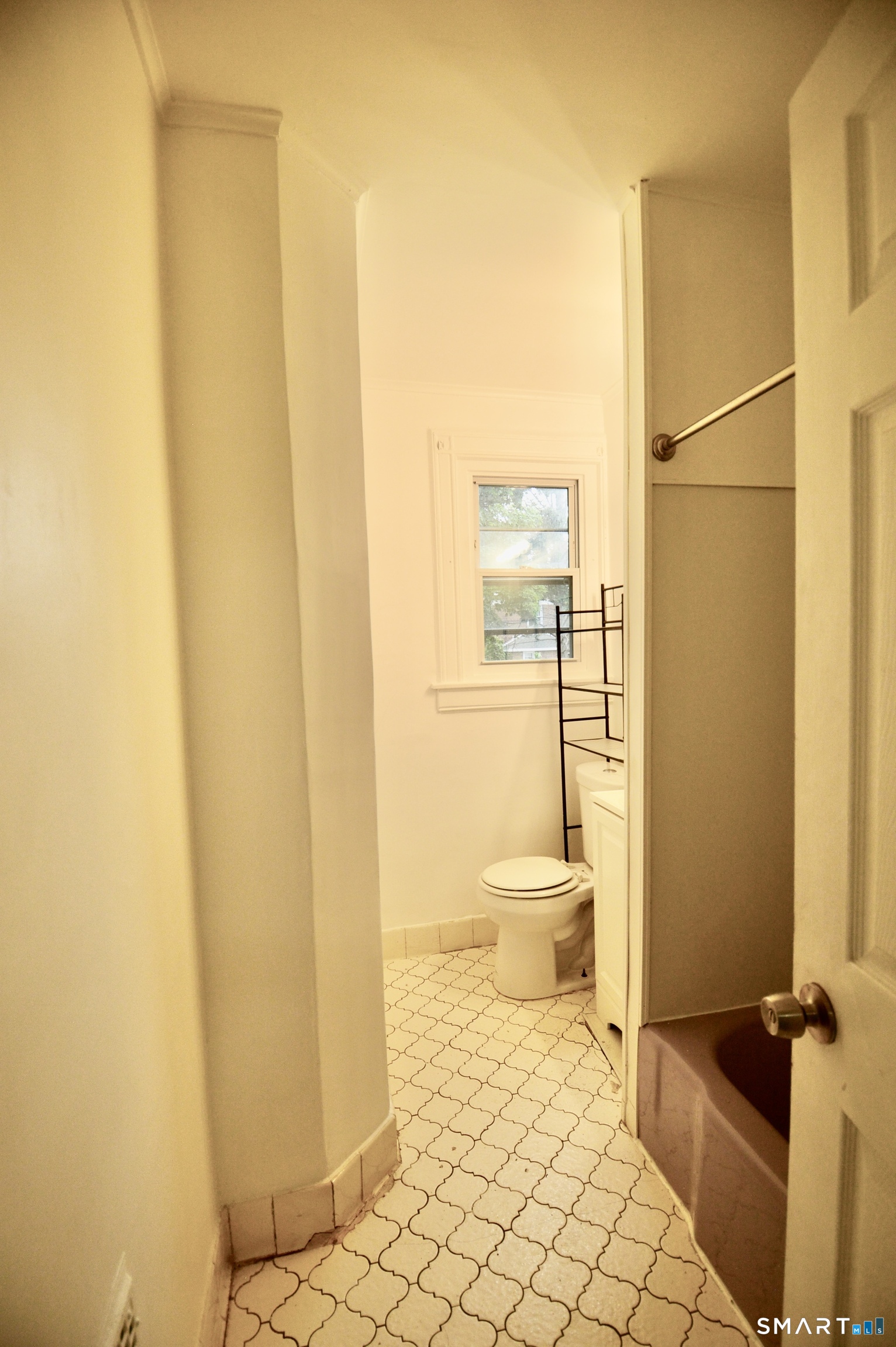 407 East Avenue Bridgeport CT 06610