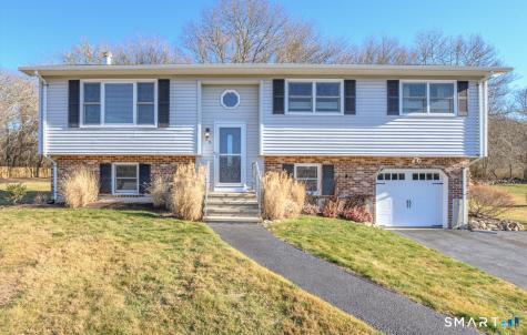 29 Deer Ridge Road Stonington CT 06378