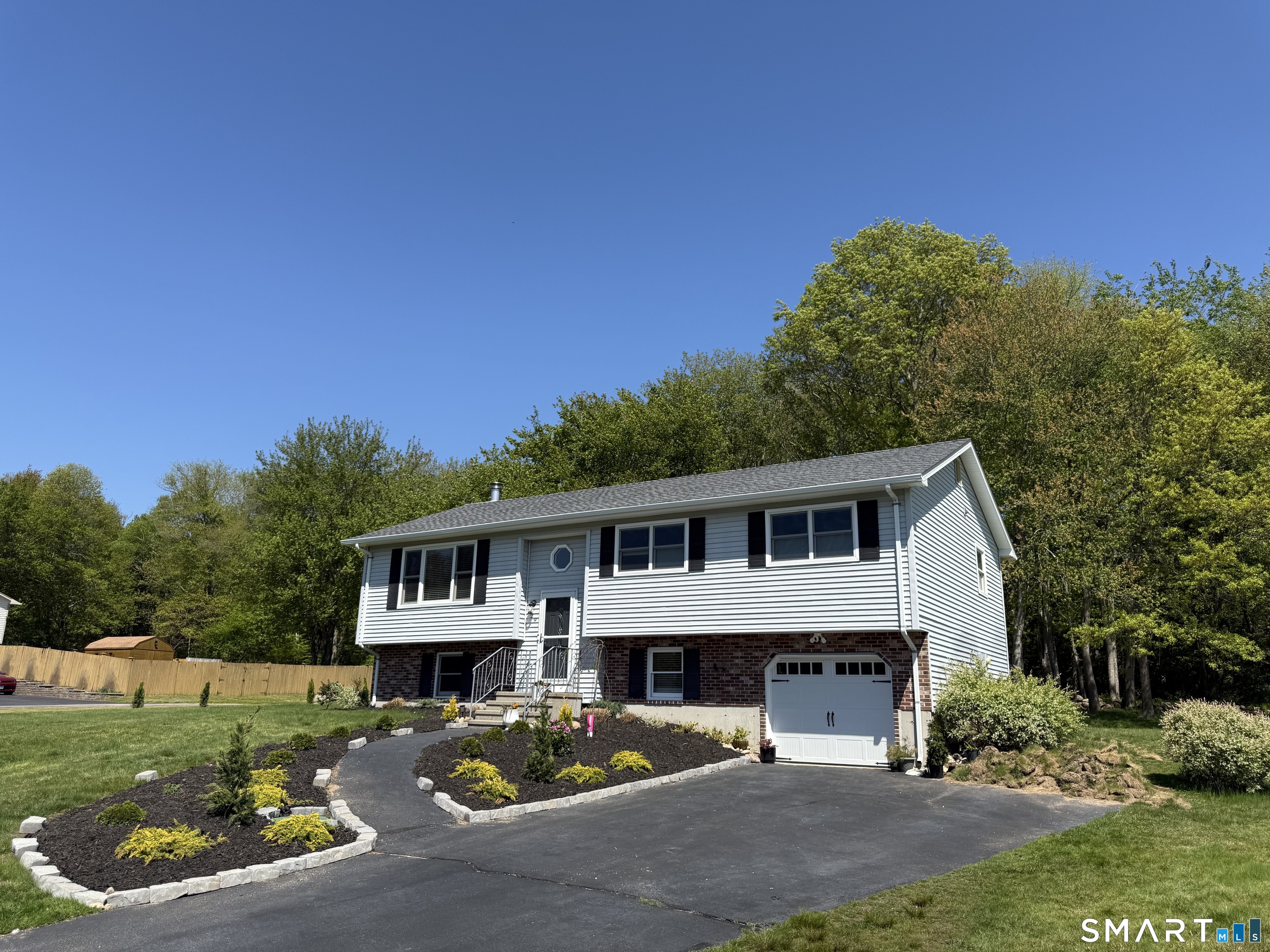 29 Deer Ridge Road Stonington CT 06378