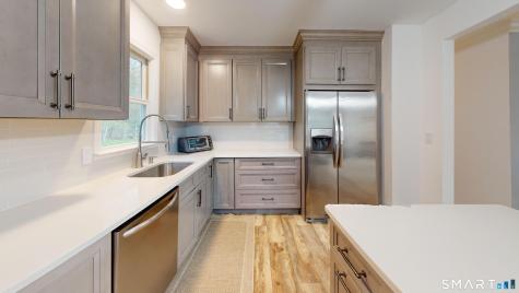 29 Deer Ridge Road Stonington CT 06378