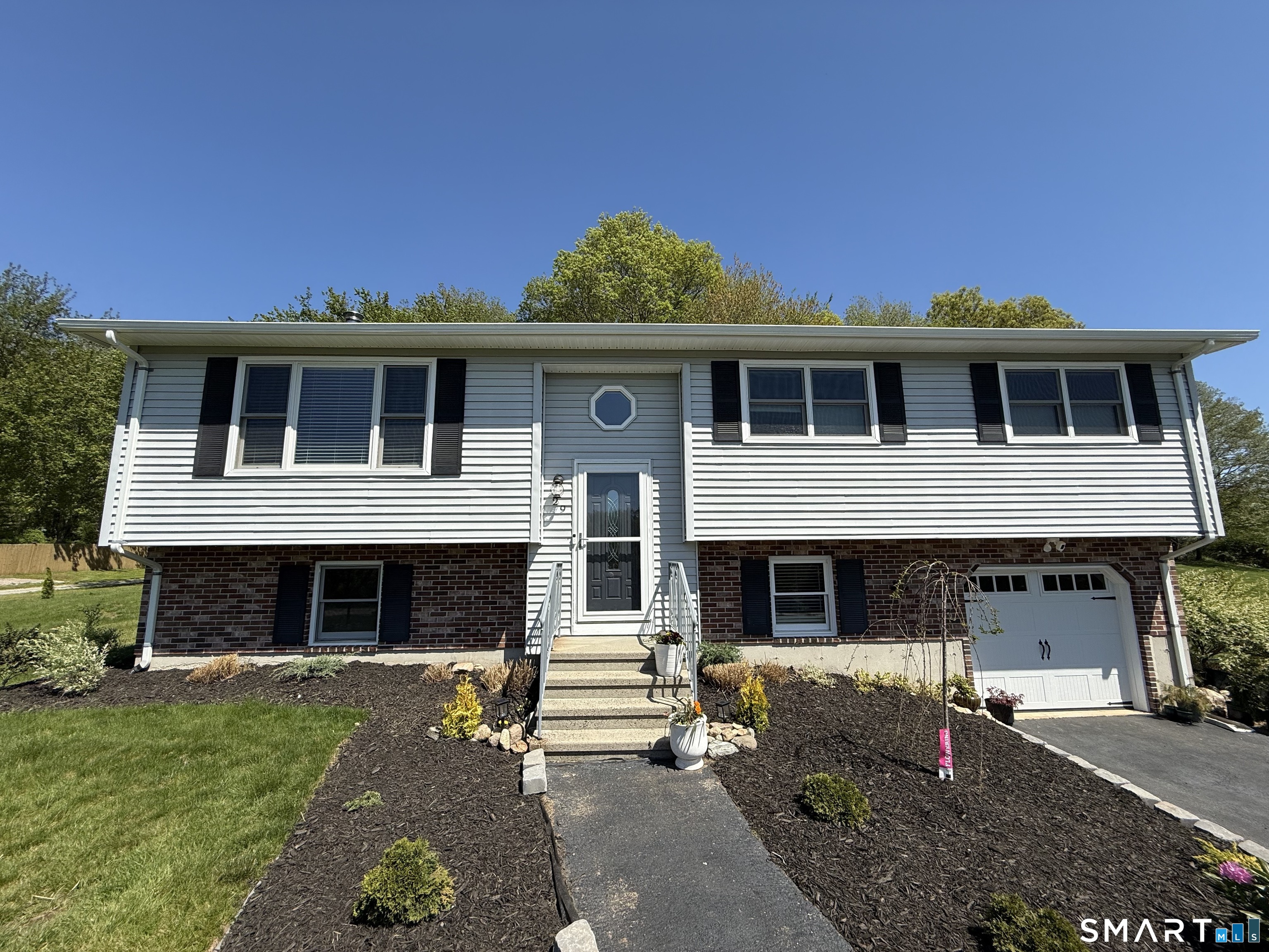 29 Deer Ridge Road Stonington CT 06378