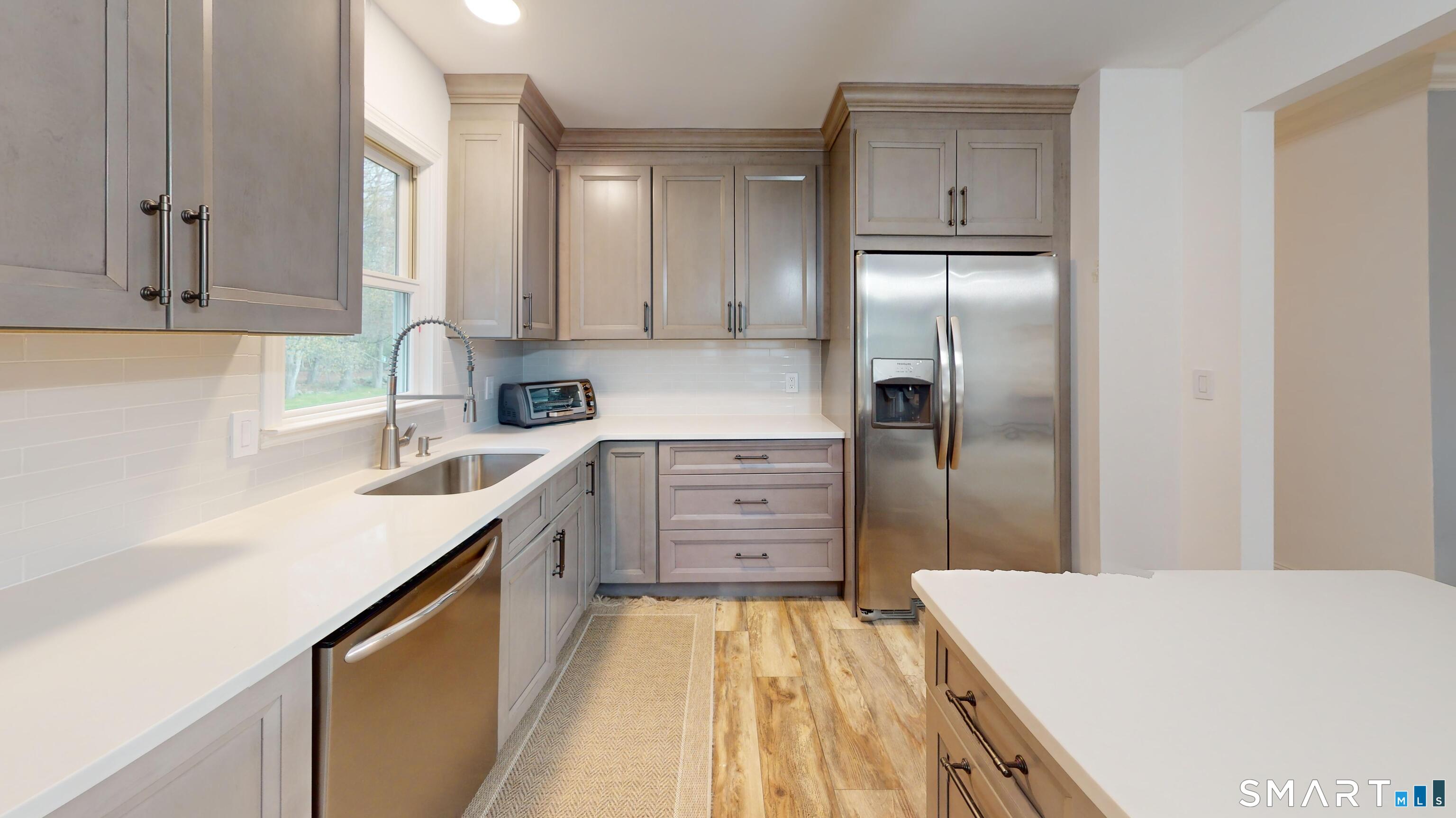 29 Deer Ridge Road Stonington CT 06378