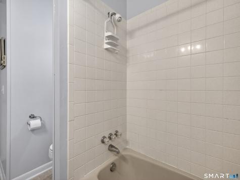 73 Warren Avenue Groton CT 06355
