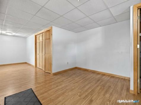 73 Warren Avenue Groton CT 06355