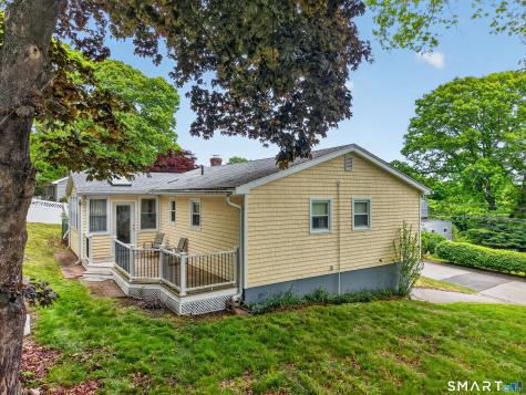 73 Warren Avenue Groton CT 06355