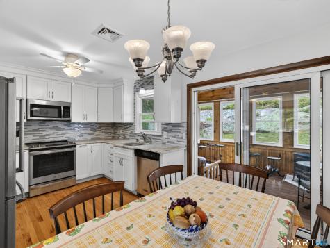 73 Warren Avenue Groton CT 06355
