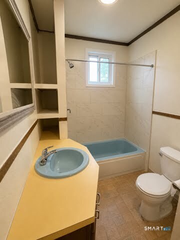 19 Warner Street Hartford CT 06114