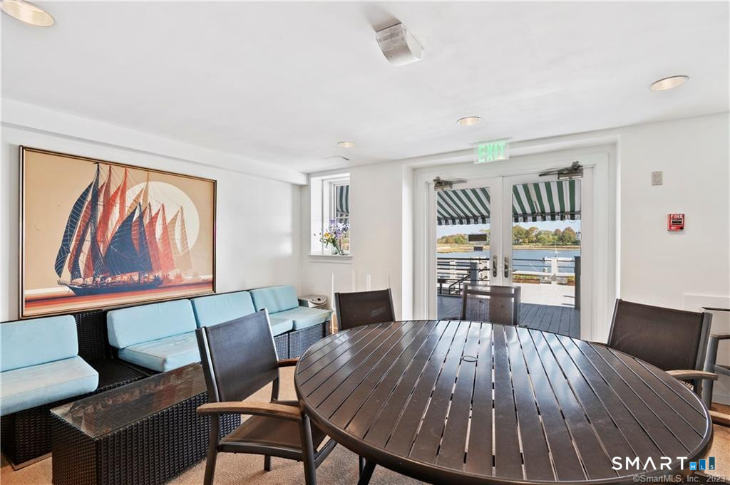 25 Orchard Street Stonington CT 06378