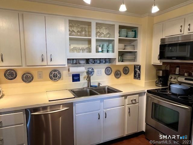 25 Orchard Street Stonington CT 06378