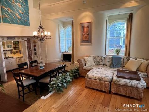 25 Orchard Street Stonington CT 06378
