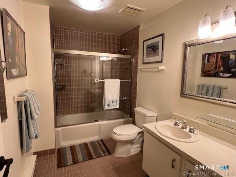 25 Orchard Street Stonington CT 06378
