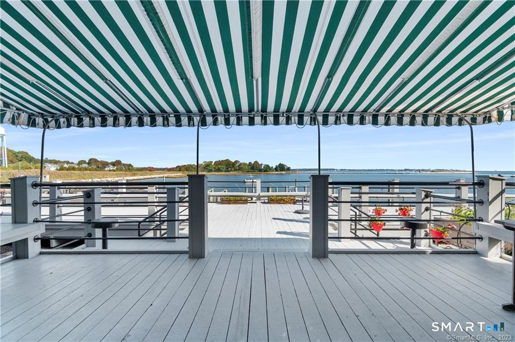 25 Orchard Street Stonington CT 06378
