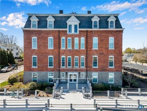 25 Orchard Street Stonington CT 06378