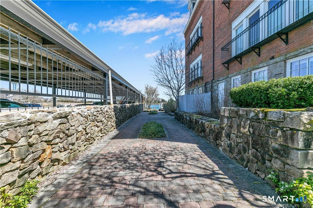 25 Orchard Street Stonington CT 06378