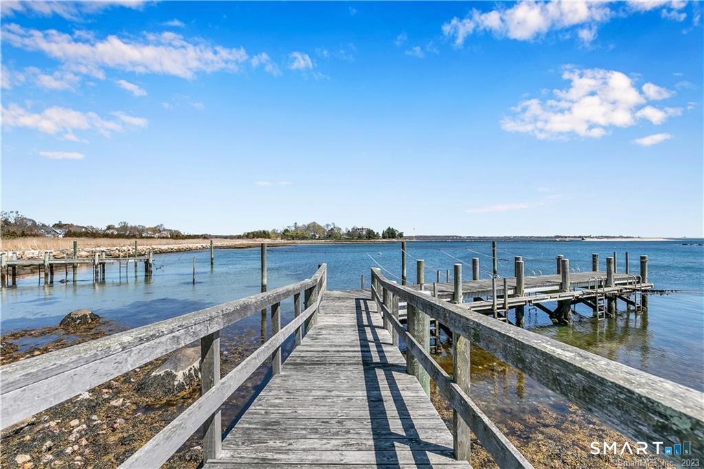 25 Orchard Street Stonington CT 06378