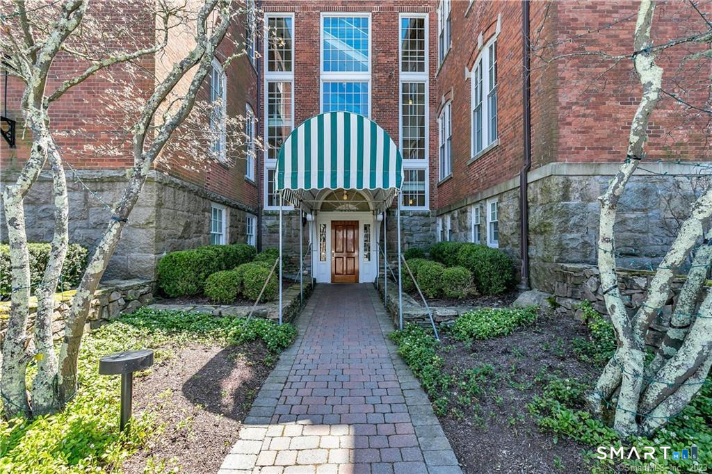 25 Orchard Street Stonington CT 06378