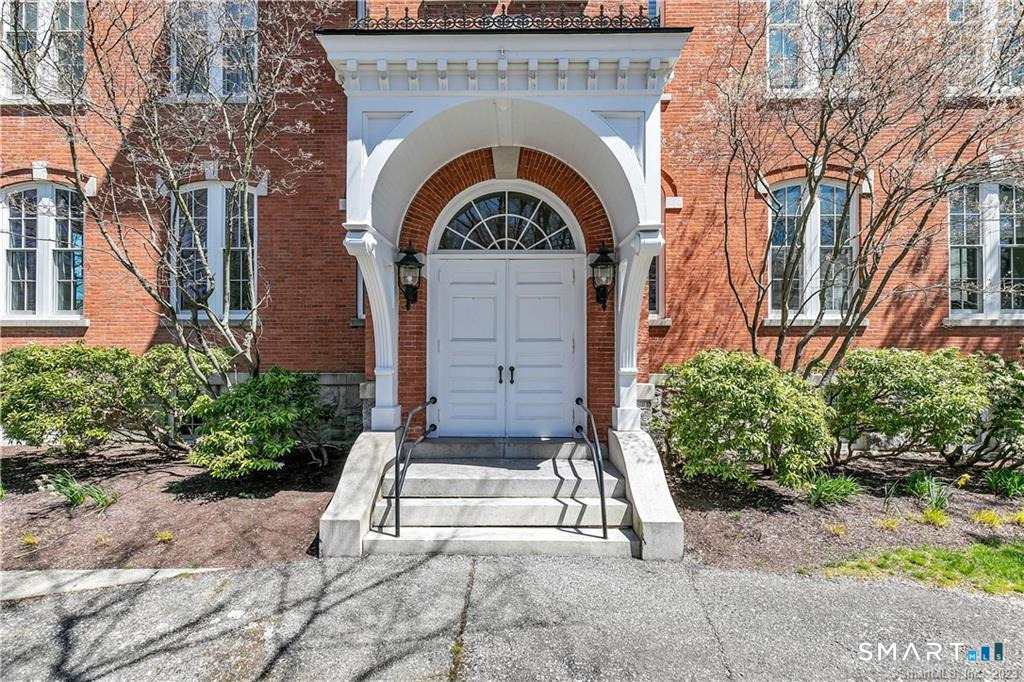 25 Orchard Street Stonington CT 06378