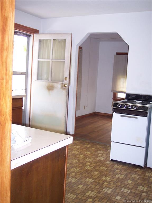 12 Thompson Court Enfield CT 06082