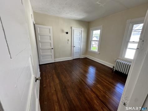 15-17 Beacon Street Hartford CT 06105