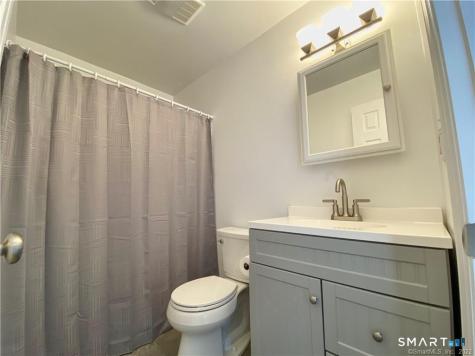 35 Ojibwa Road Shelton CT 06484