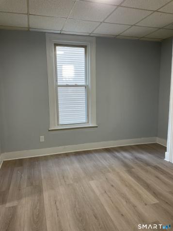 1086 East Main Street Waterbury CT 06705