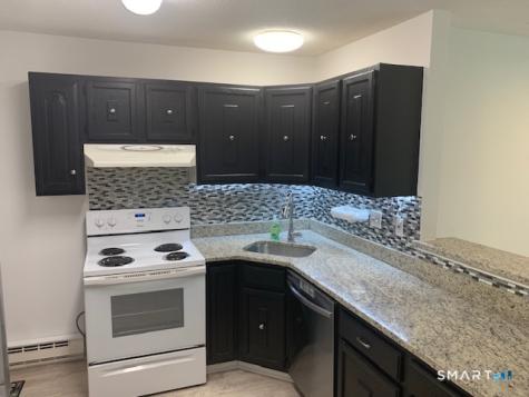 3 Wellington Drive Farmington CT 06032
