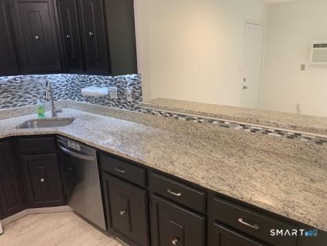 3 Wellington Drive Farmington CT 06032