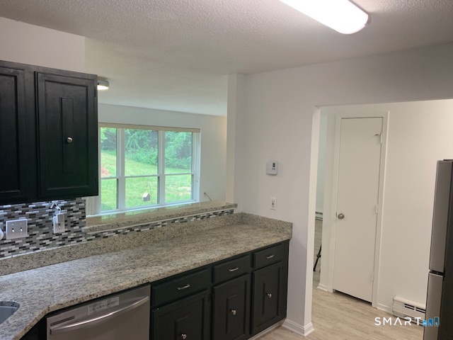 3 Wellington Drive Farmington CT 06032