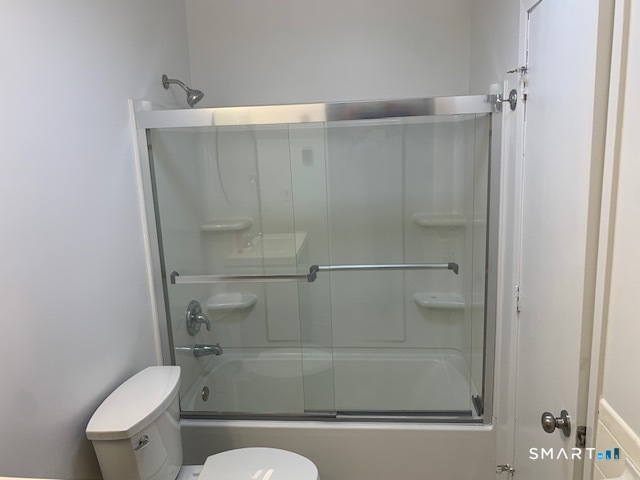 3 Wellington Drive Farmington CT 06032