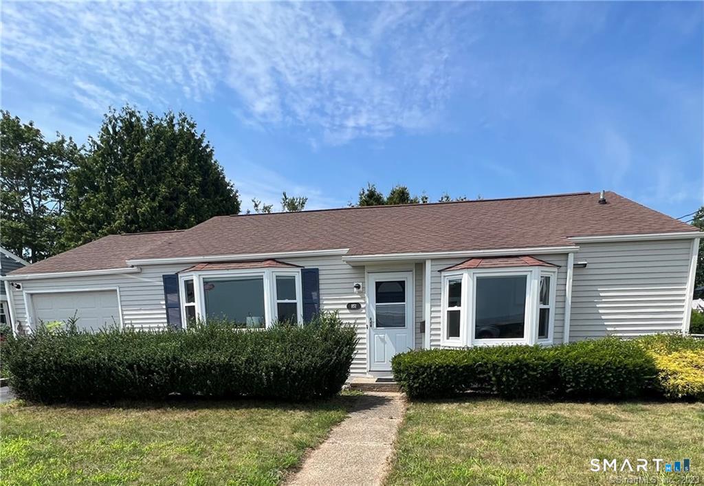 New London CT, 851 Pequot Avenue