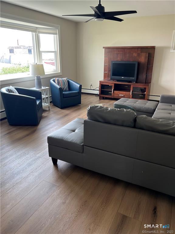 851 Pequot Avenue New London CT 06320