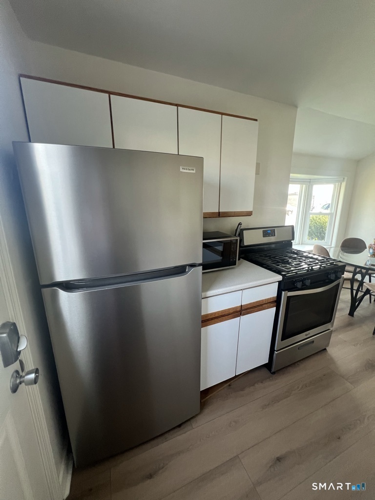 851 Pequot Avenue New London CT 06320