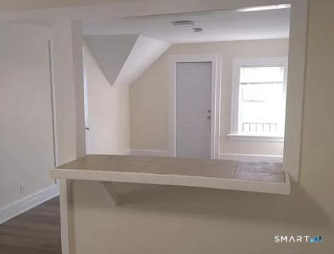 570 Broad Street Meriden CT 06450