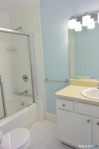 83 South Avenue New Canaan CT 06840