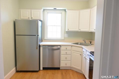 83 South Avenue New Canaan CT 06840