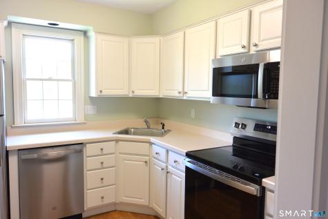 83 South Avenue New Canaan CT 06840