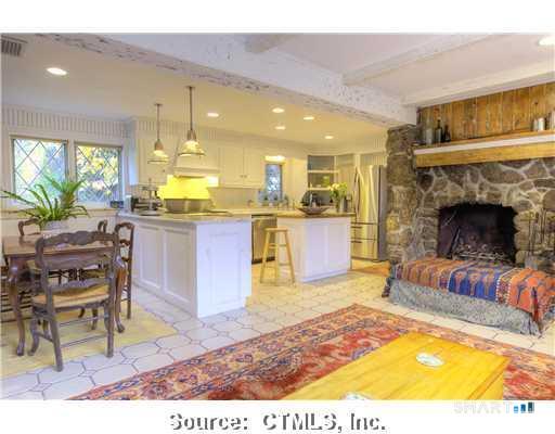 38 Strawberry Ridge Warren CT 06777