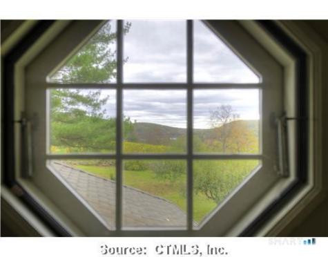 38 Strawberry Ridge Warren CT 06777
