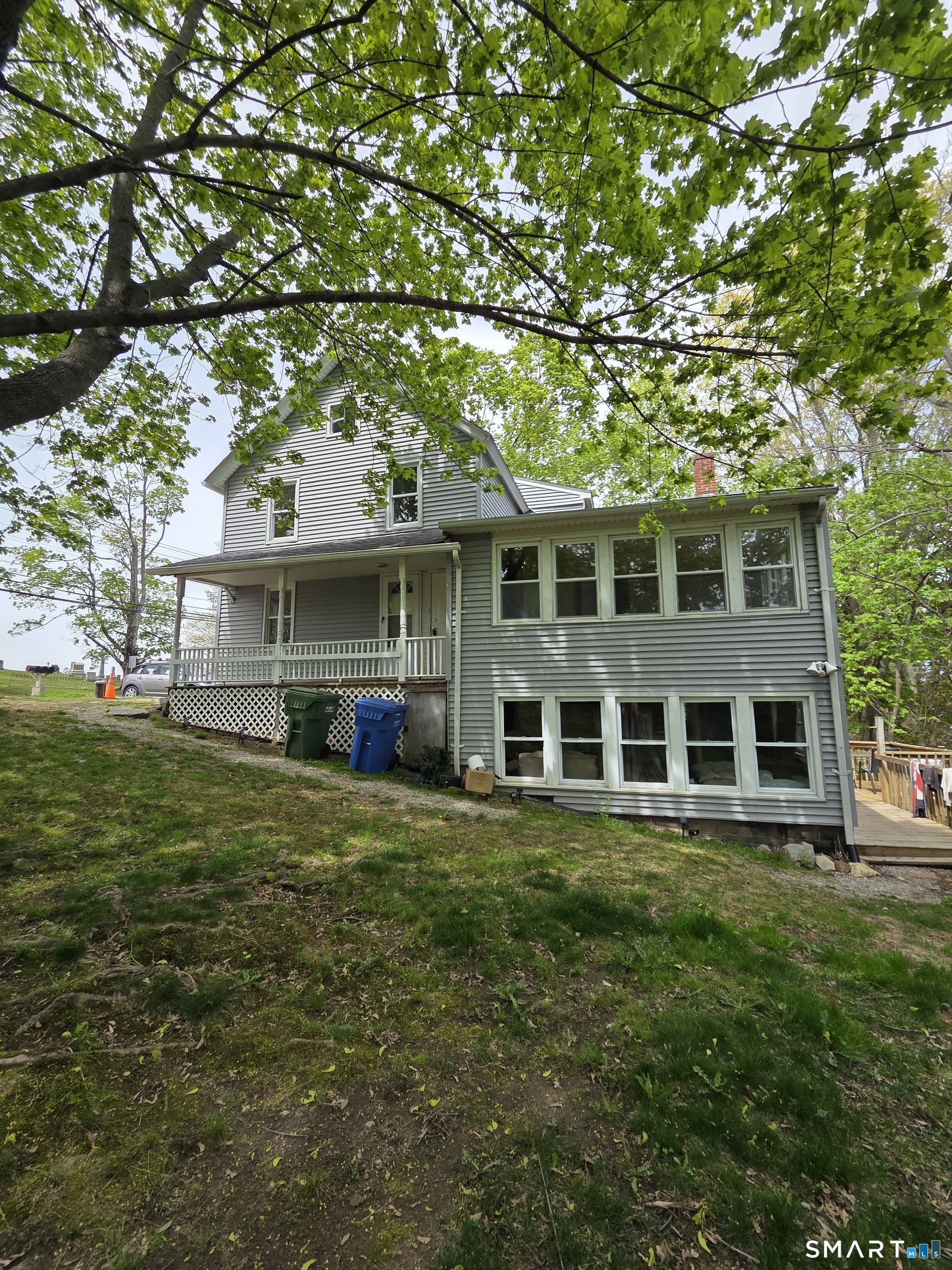 22 Lakeview Street East Hampton CT 06424