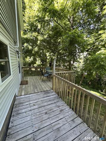 22 Lakeview Street East Hampton CT 06424