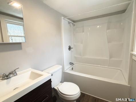 122 Main Street Deep River CT 06417