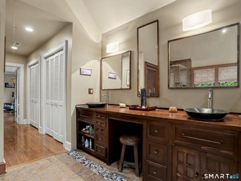 42 Valleywood Road Greenwich CT 06807