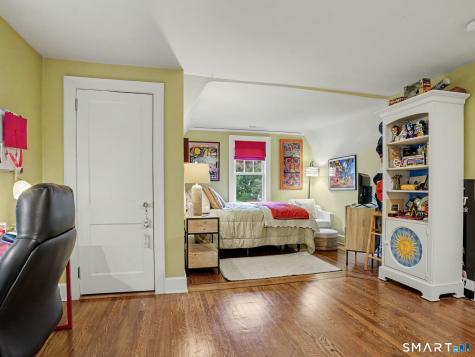 42 Valleywood Road Greenwich CT 06807
