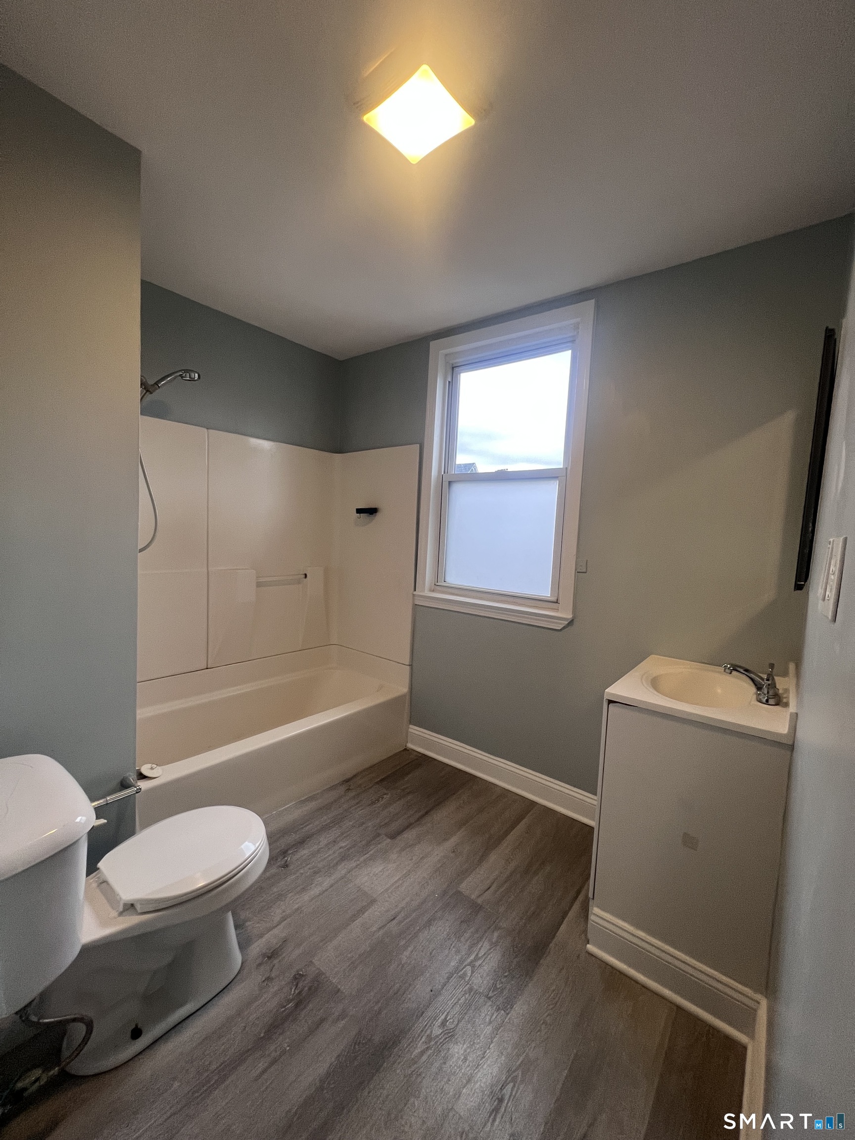 113 Milne Street Bridgeport CT 06604