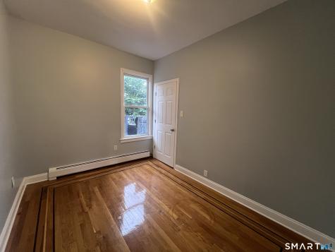 113 Milne Street Bridgeport CT 06604